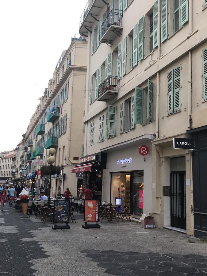 Boutique Neptune Nizza